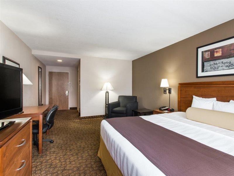 Days Inn & Suites By Wyndham Fort Pierce I-95 Exterior foto